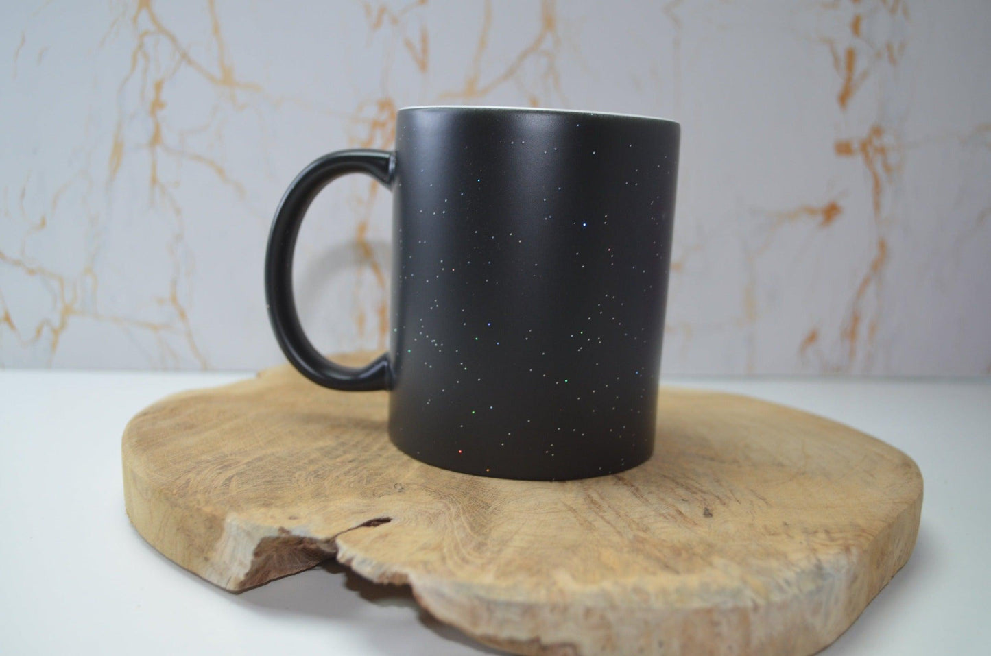 Farbwechseltasse schwarz personalisiert PaBeLe Design e.U.